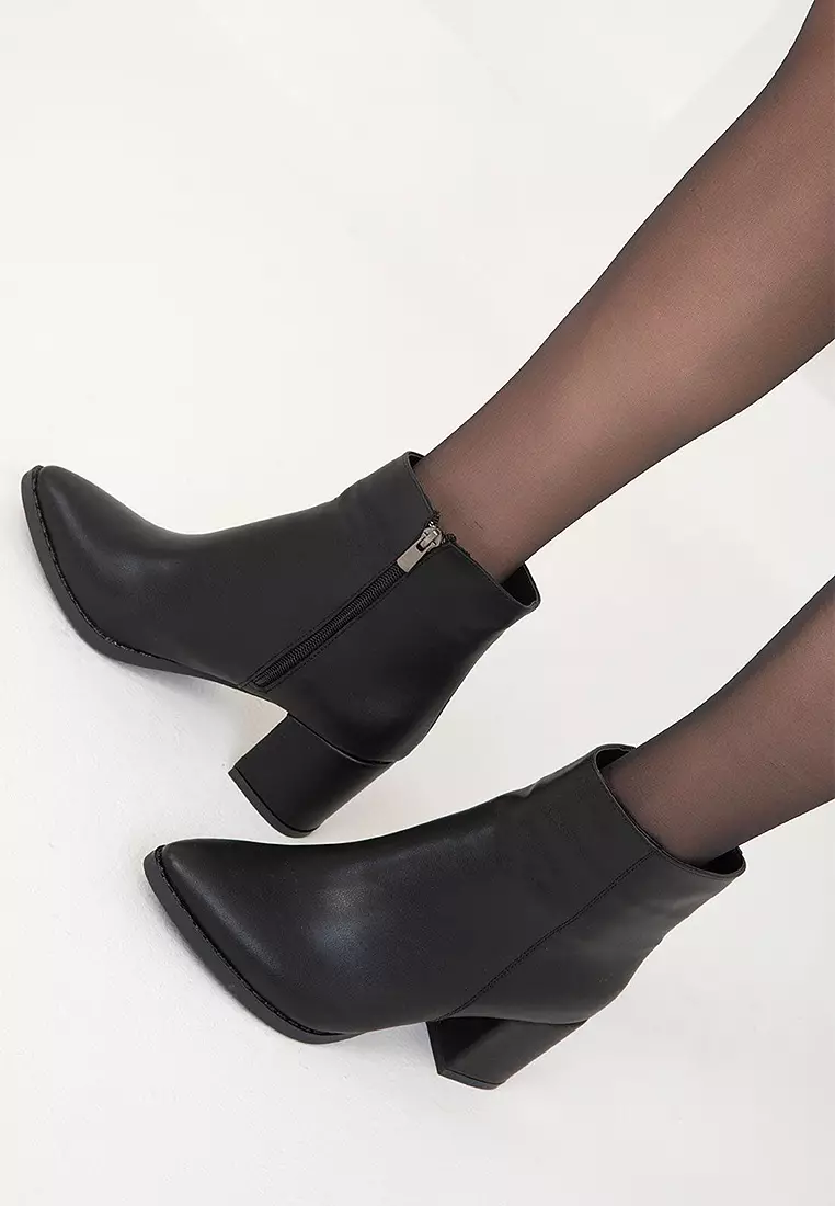 Pointed Toe Heeled Ankle Boots