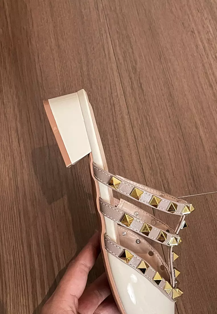 4CM Rivet Strap Mid Heel Shoes WW6163-3