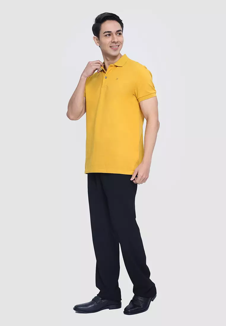 Solid Cotton Pique Polo Shirt in Regular Fit