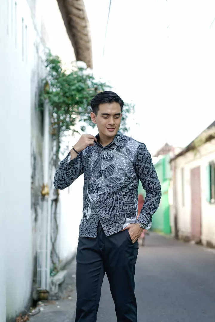Kemeja Batik ARKANZA Motif Peksi Awu Lengan Panjang Lapis Furing Slimfit Katun Premium