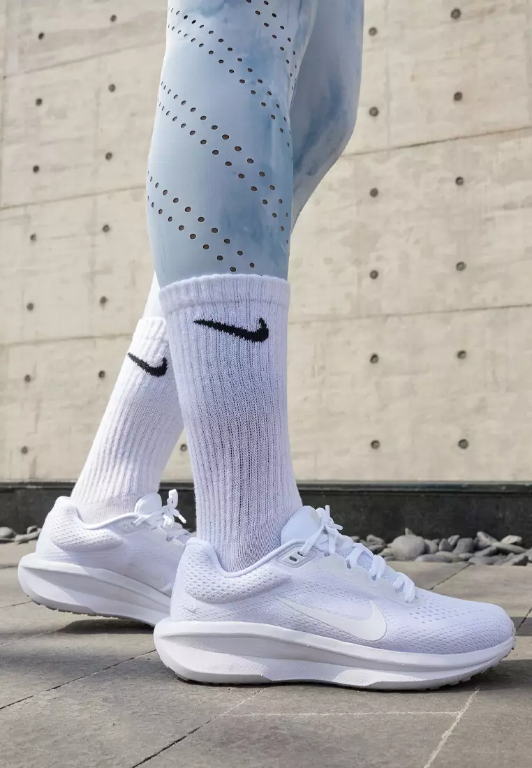 Winflo 11 Road Running Shoes