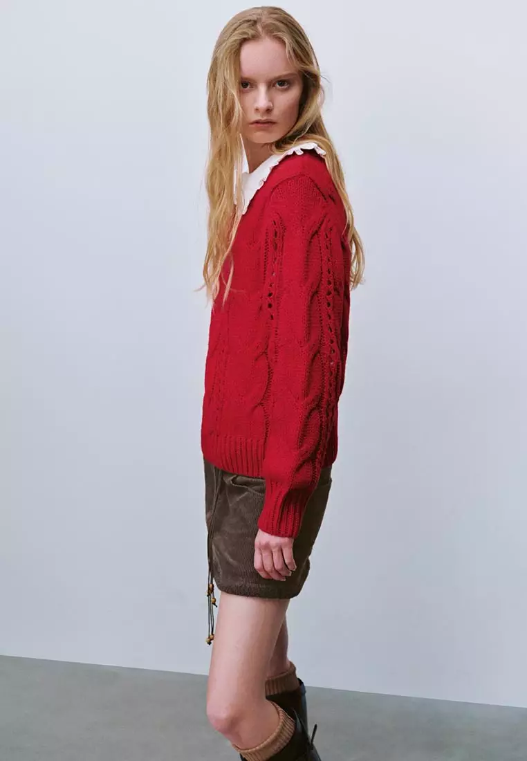 UR春季新款女装红色镂空绞花肌理感针织衫UYL950012