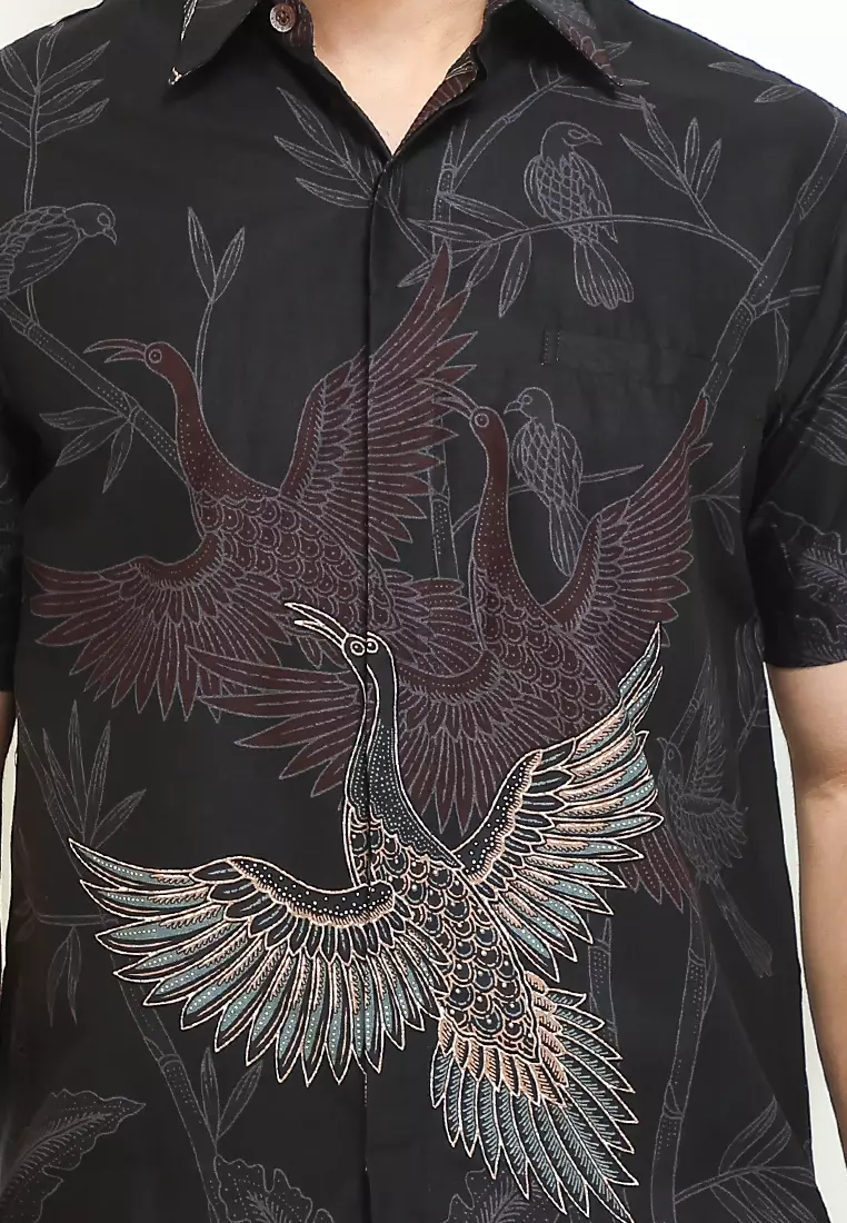 Hem Lengan Pendek Pria Reguler Fit Full Furing Rianty Narendra Black