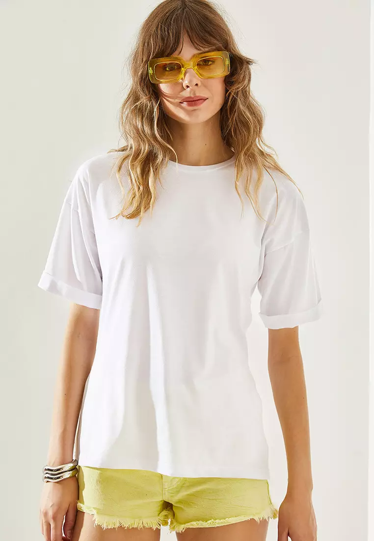 Side Slit Sleeve Folding Detailed Crew Neck Short Sleeve Basic T-Shirt