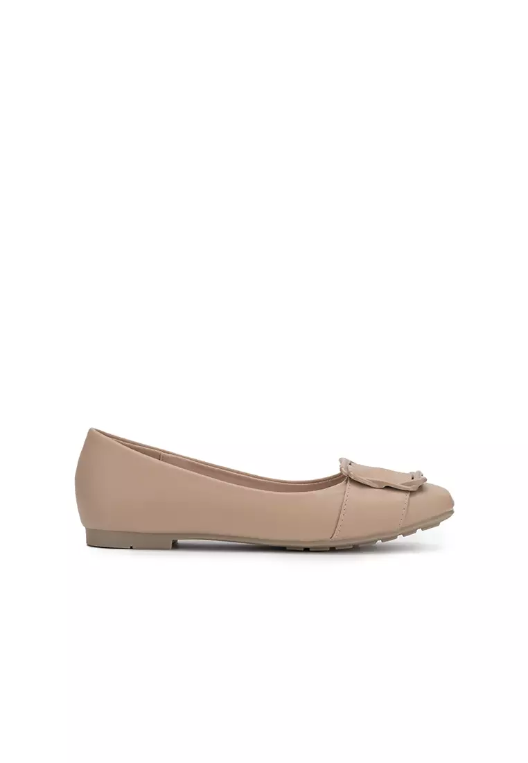 Discount on Nose  shoes - SKU: Buckled Square Toe Flat Ballerina