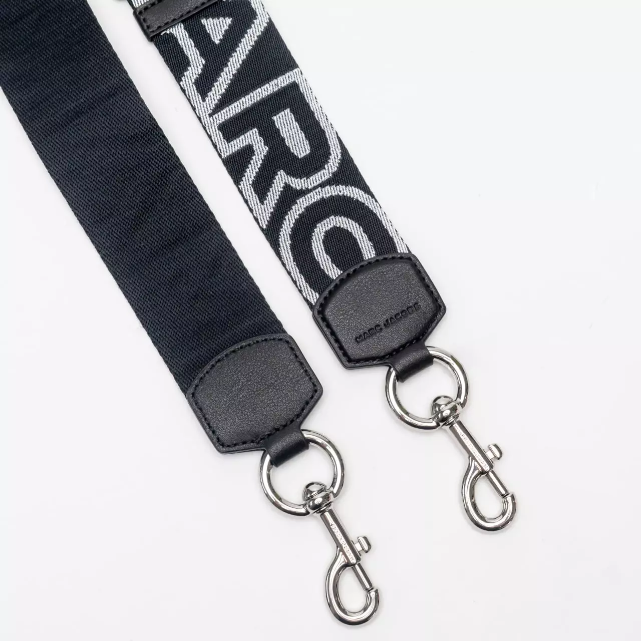 THE バッグ・カバン Marc Jacobs Tracolla The Outline Logo