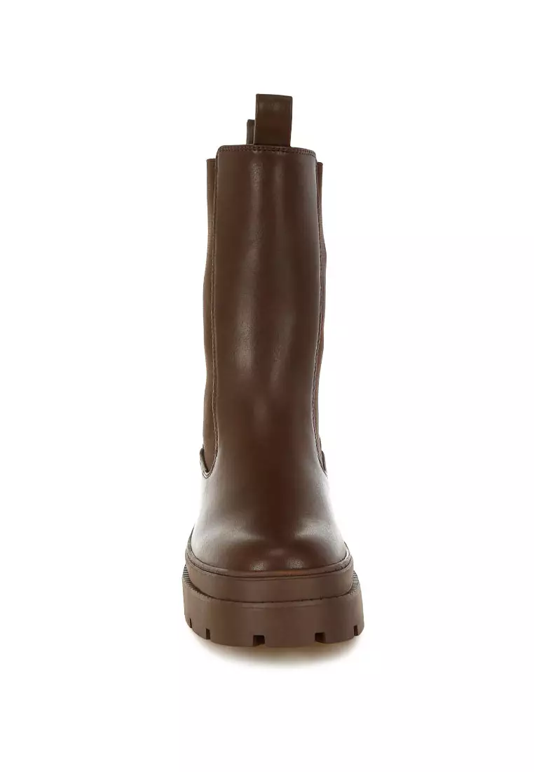 Elasticated Gussets Lug Sole Boots in Brown
