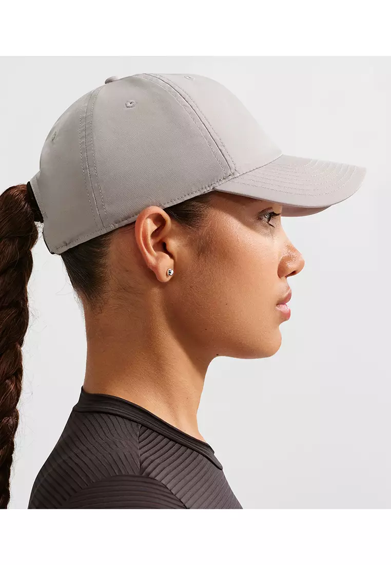 Dri-FIT Club Unstructured Metal Swoosh Cap