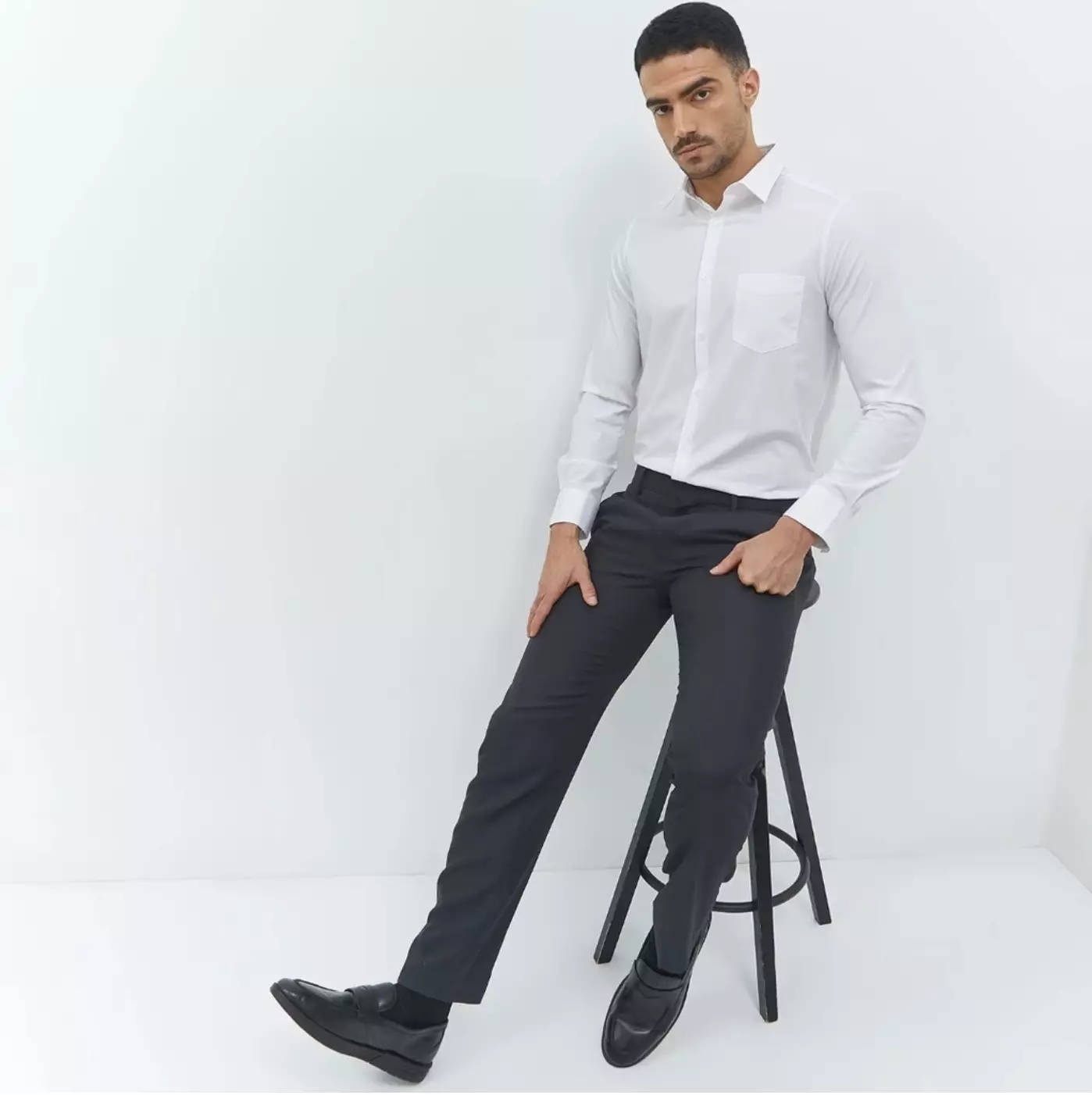 Jobb Nework Celana Panjang Slim Fit Dark Grey Warna Dark Grey