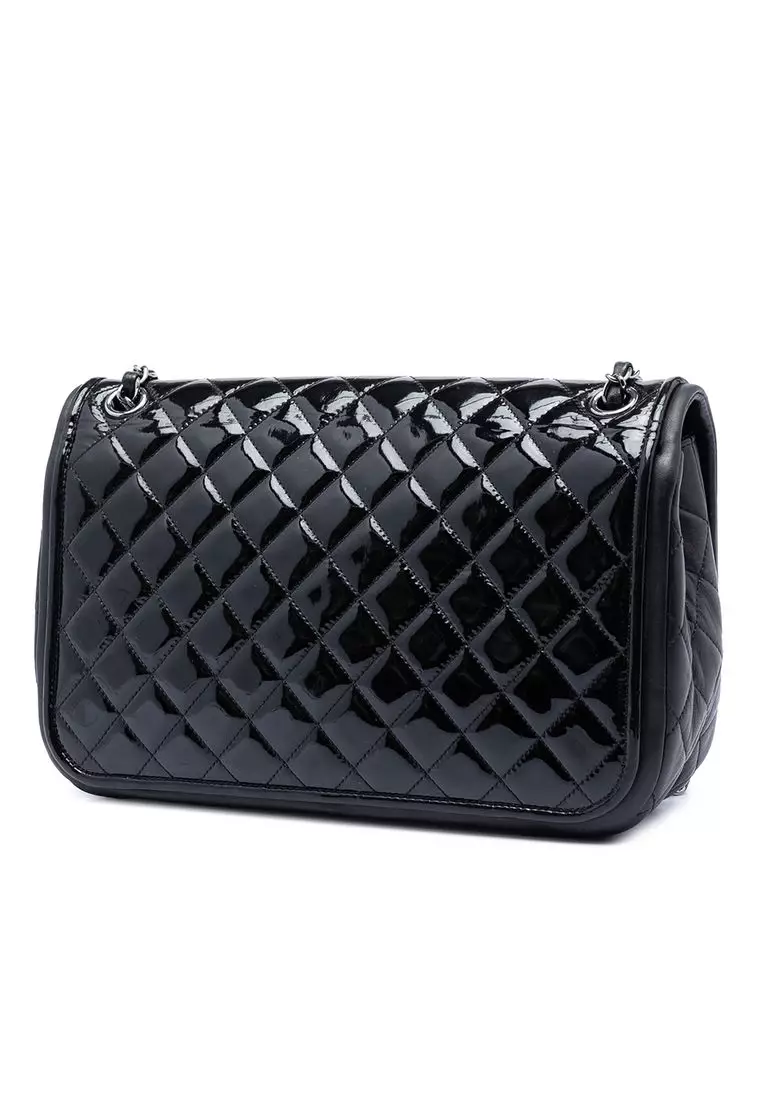 Pre-Loved Chanel Jumbo Quilted Patent And Lambskin Trimmed Classic Twist Flap