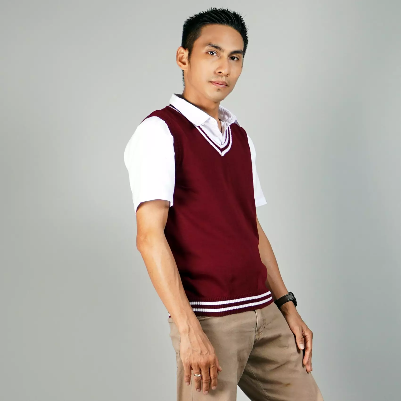 VICKO Rompi Marun List Putih Rompi Seragam SD Rompi Rajut Marun - MARUN