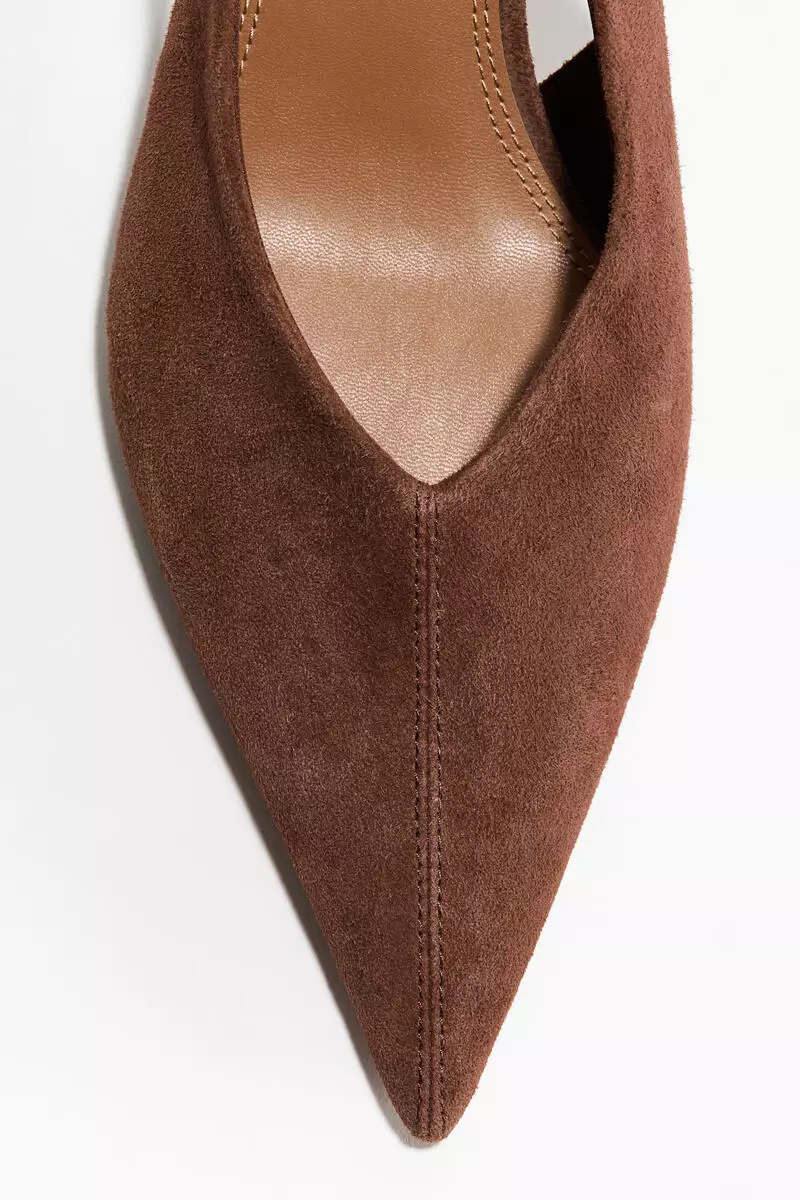 Kitten-heeled leather slingbacks