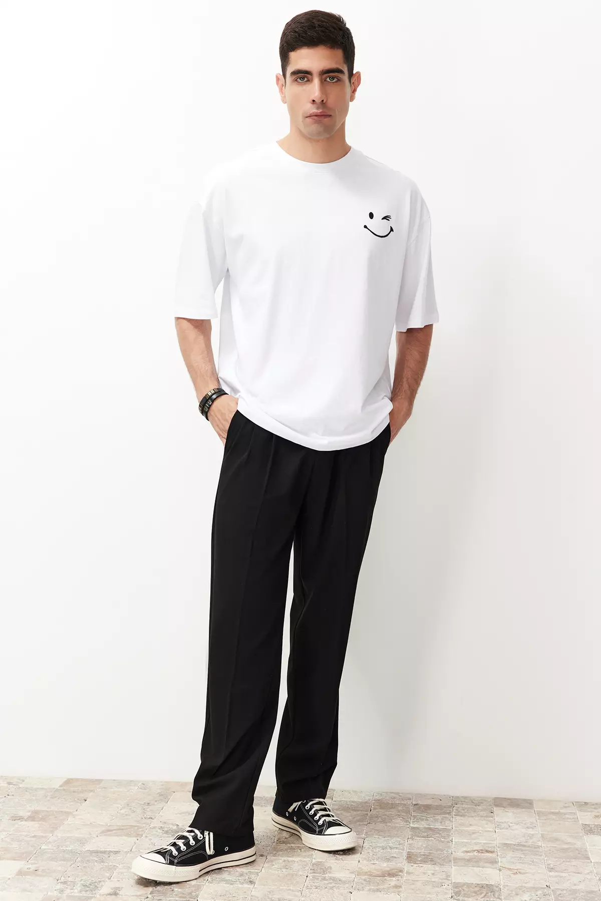 Baggy-Fit Classic Trousers
