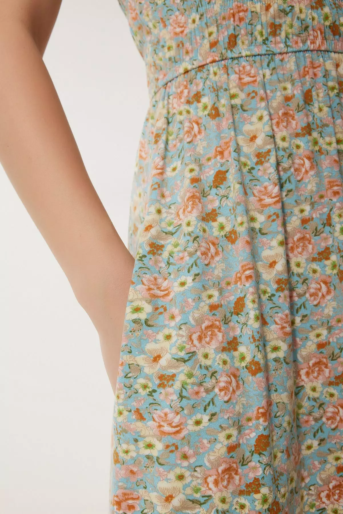 Puff Sleeves Midi Dress