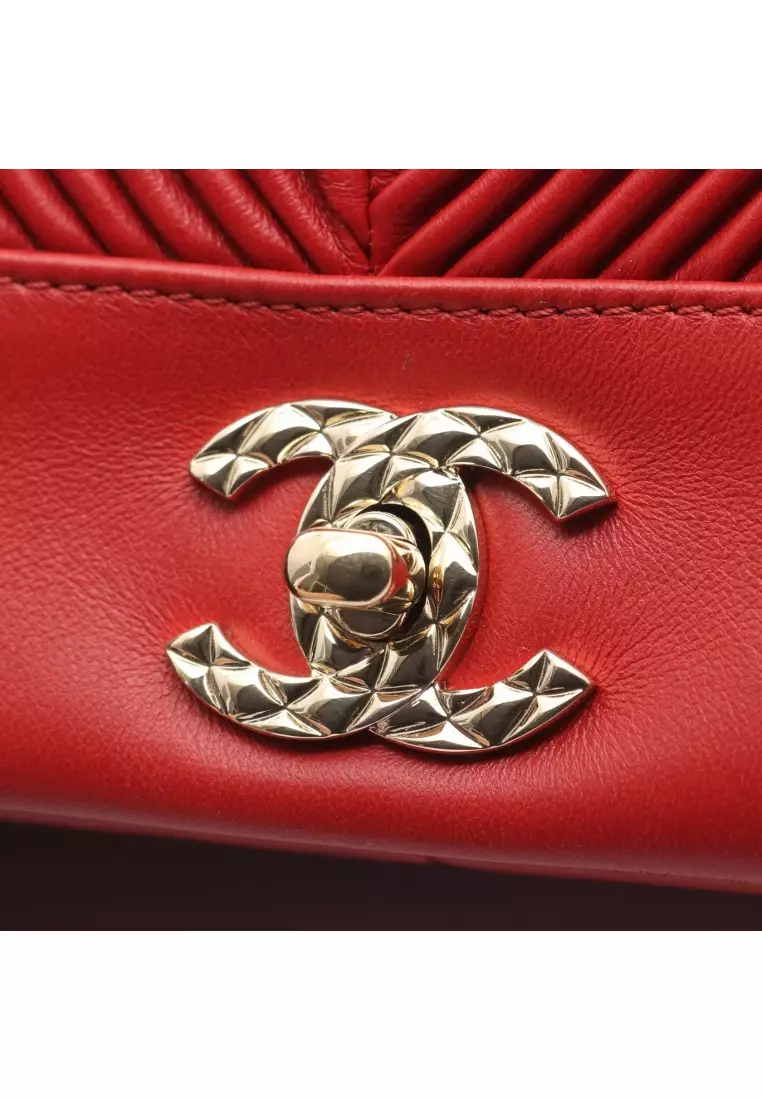 Pre-Loved Chanel coco mark W chain shoulder bag chain shoulder bag lambskin Red gold hardware