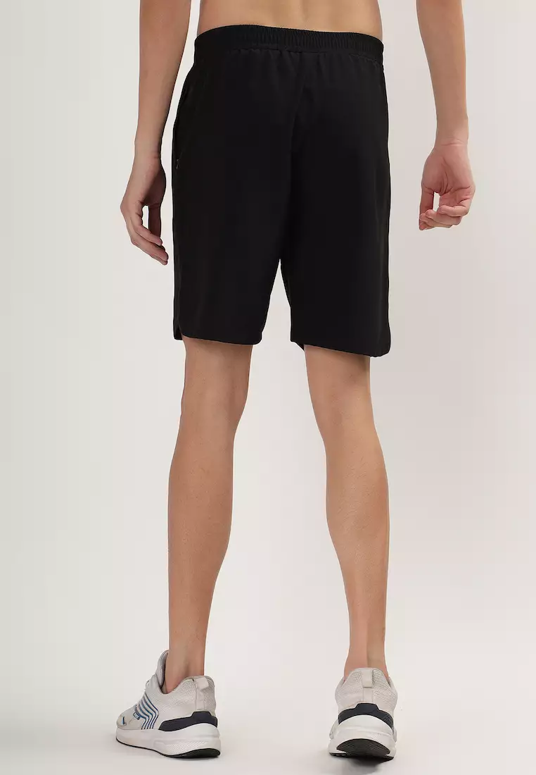 男士侧开叉黑色透气短裤，运动服，训练，跑步，健身