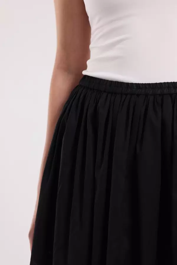 MINIMAL - Pauline - Rok Lebar Bahan Katun - Black Warna Black