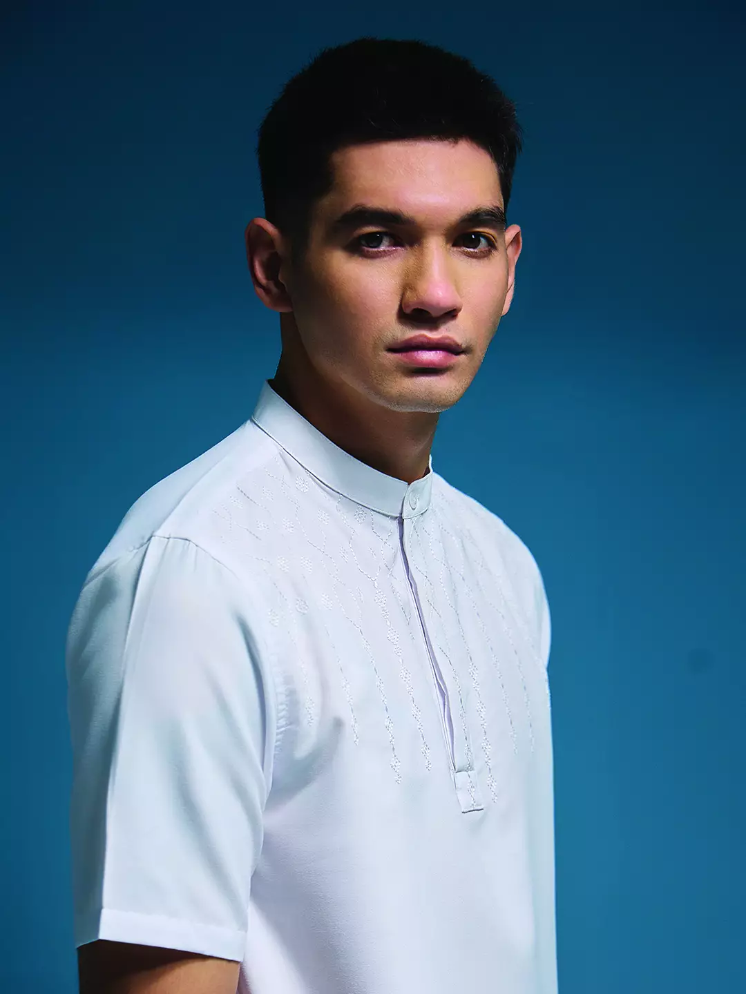 OXCON Kemeja koko Tangan Pendek Bordir Baiq Putih