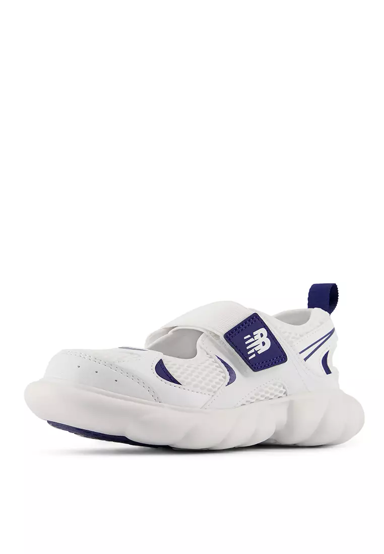 230 Lifestyle Shoes