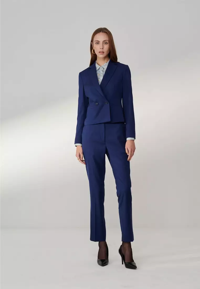 寶藍色方領短版西裝外套