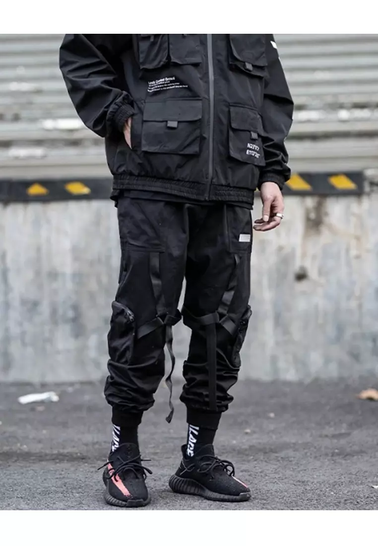 Tapered cargo sale pants techwear