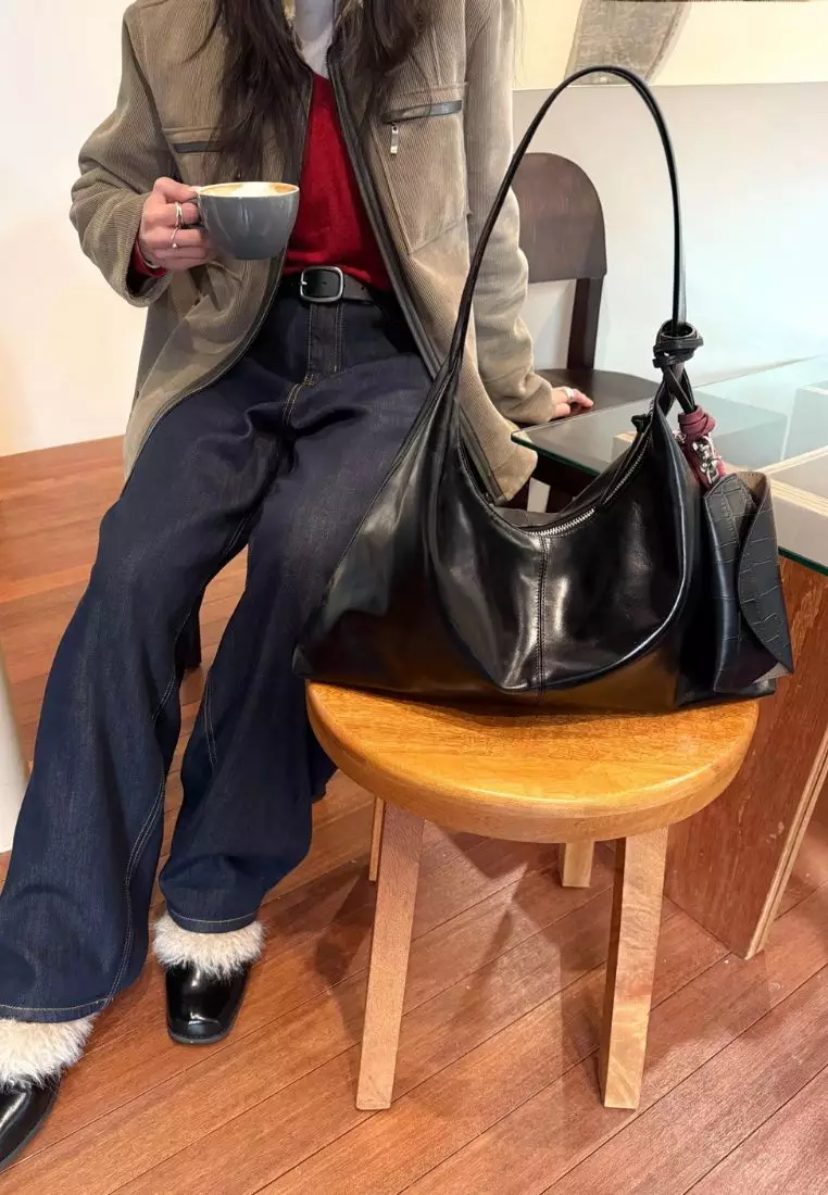 Monet Bag L Pull-Up Black