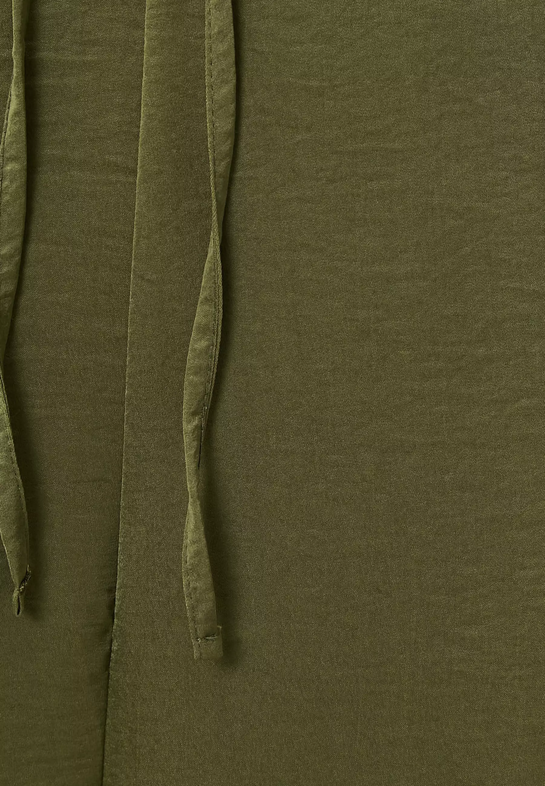 Comfortable Cut Drawstrings Pants