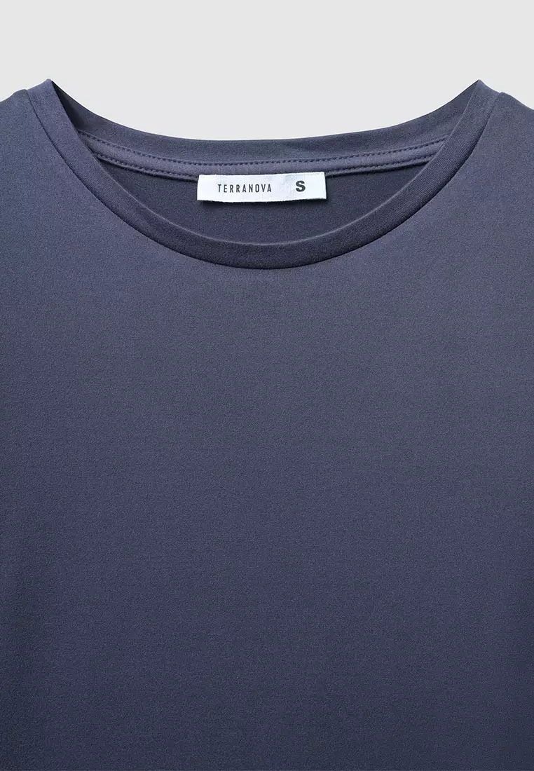 Woman Long-Sleeved T-Shirt