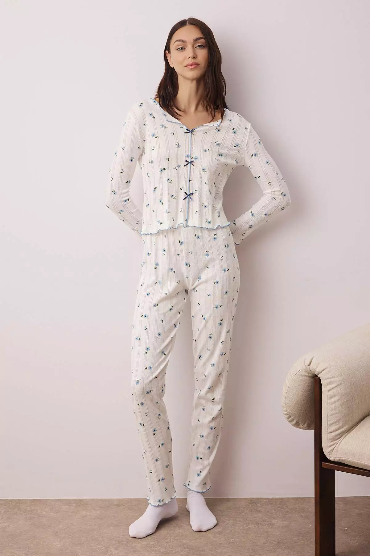 White Blue Floral Ribbon/Bow Ribbed/Pointel Knitted Pajamas Set