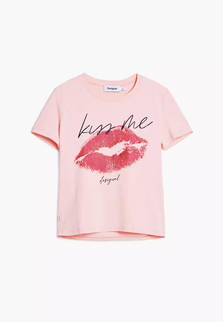 Kiss Me T-shirt