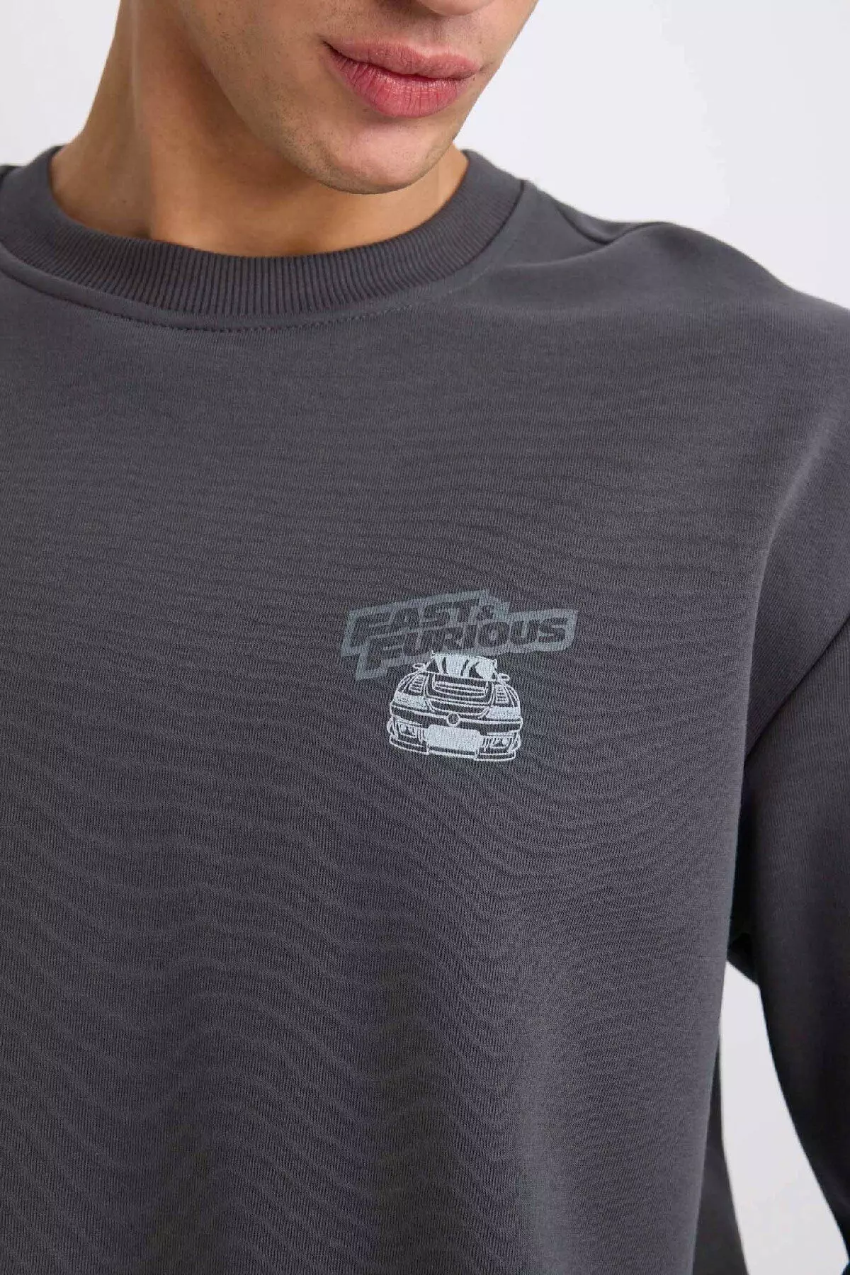 Buy DeFacto Fast & Furious Boxy Fit Crew Neck Printed Thick