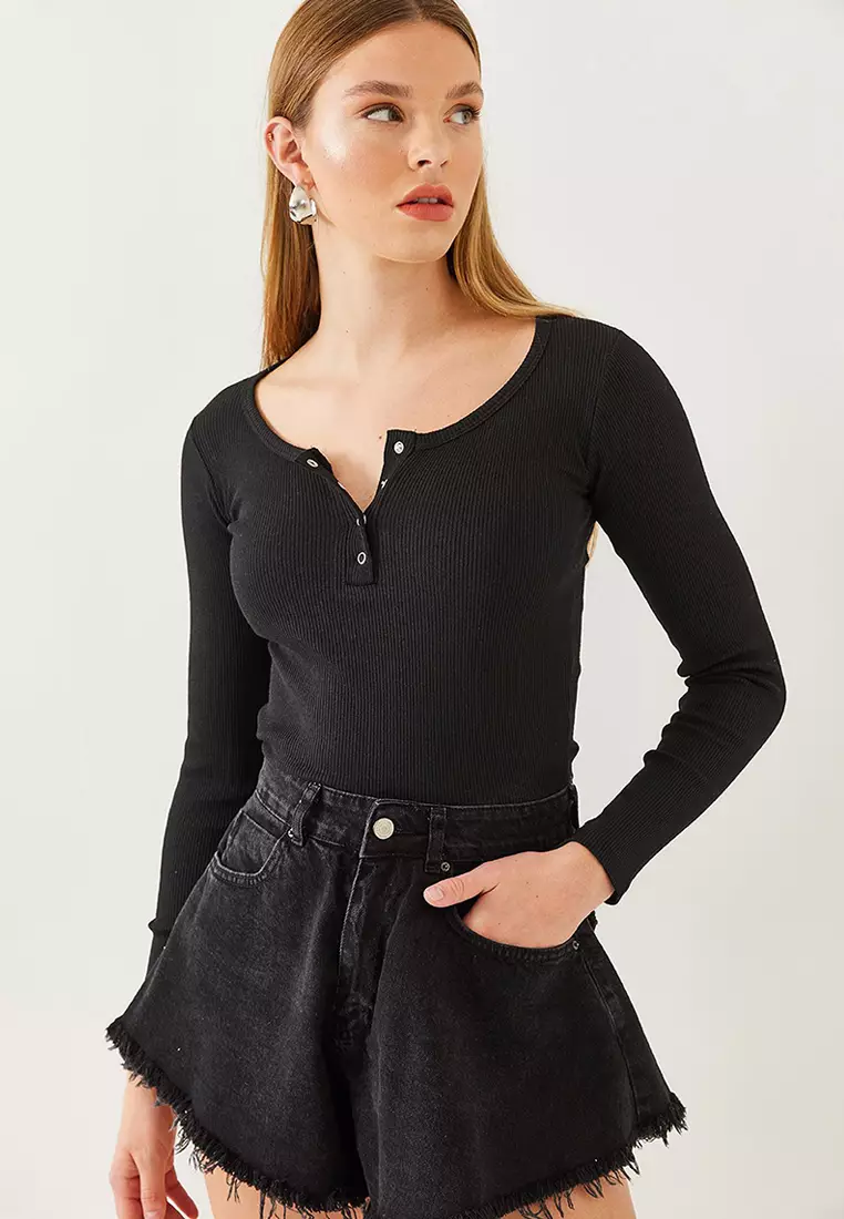 Women's Snap Camisole Blouse 2436 60351045