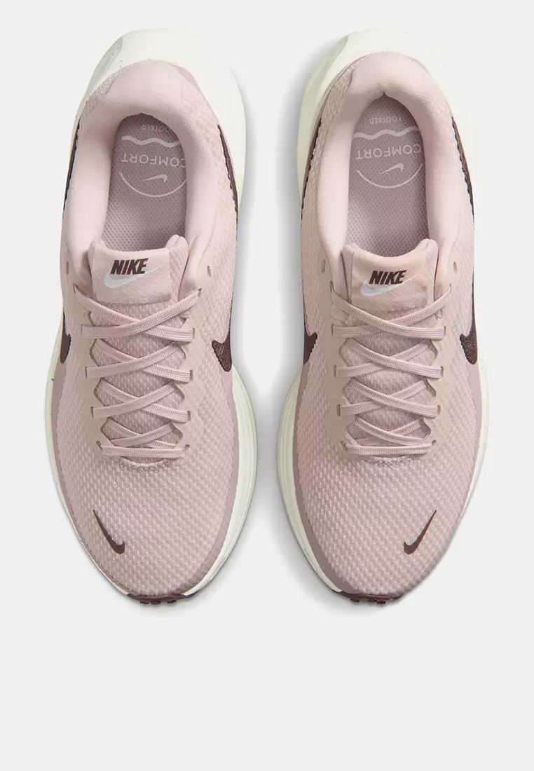 Revolution 8 SE Road Running Shoes