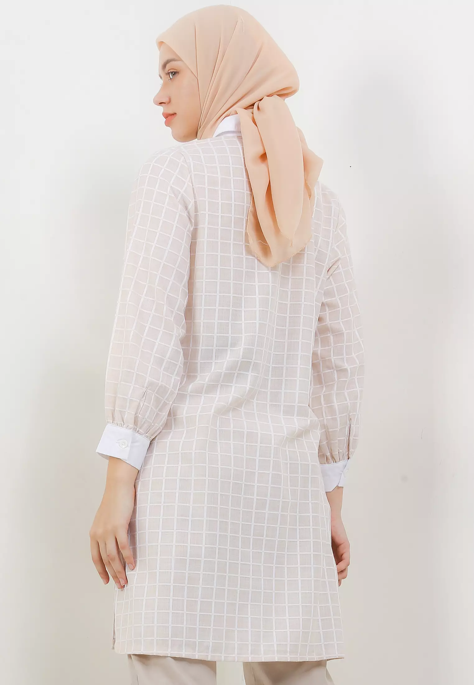 MFMW Safitri Tunik Cream Motif Kotak