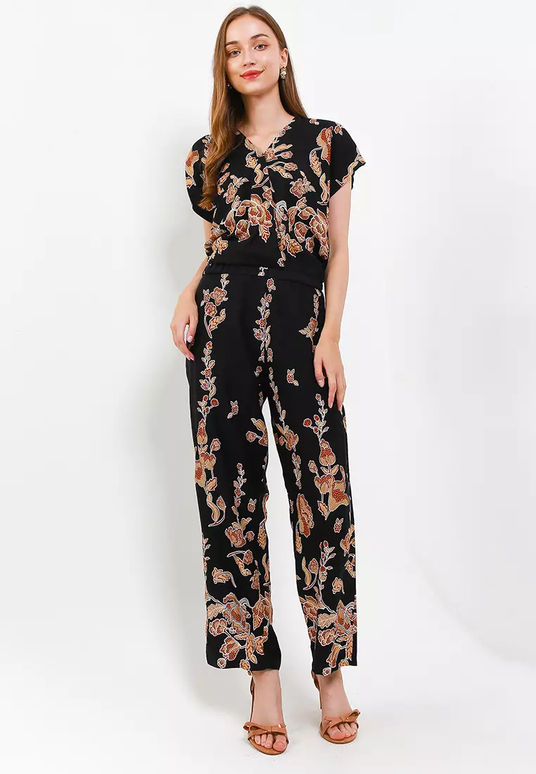 Onet Set Batik Wanita Setelan Krop Innesa Black