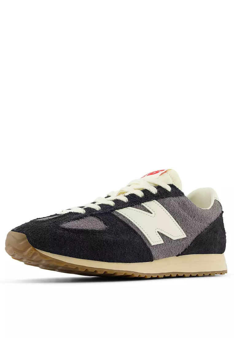 471 Classic Lifestyle Shoes