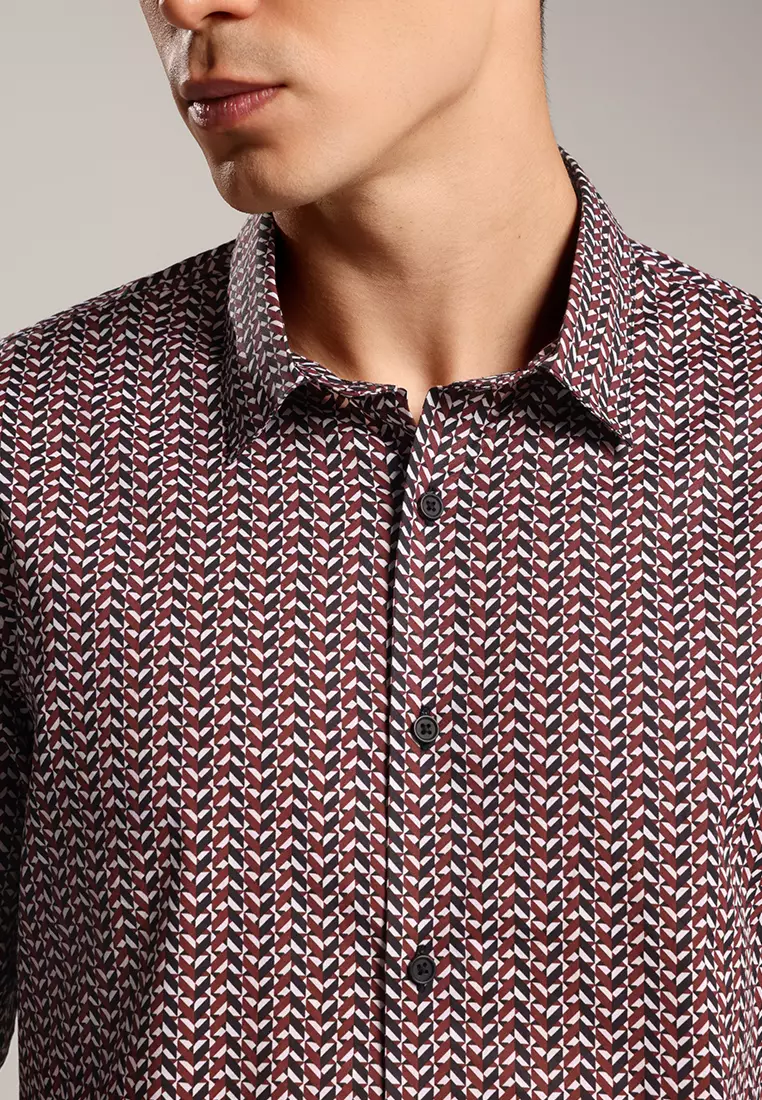 MOC - Kemeja Motif Lengan Panjang Pria Gheo - Maroon