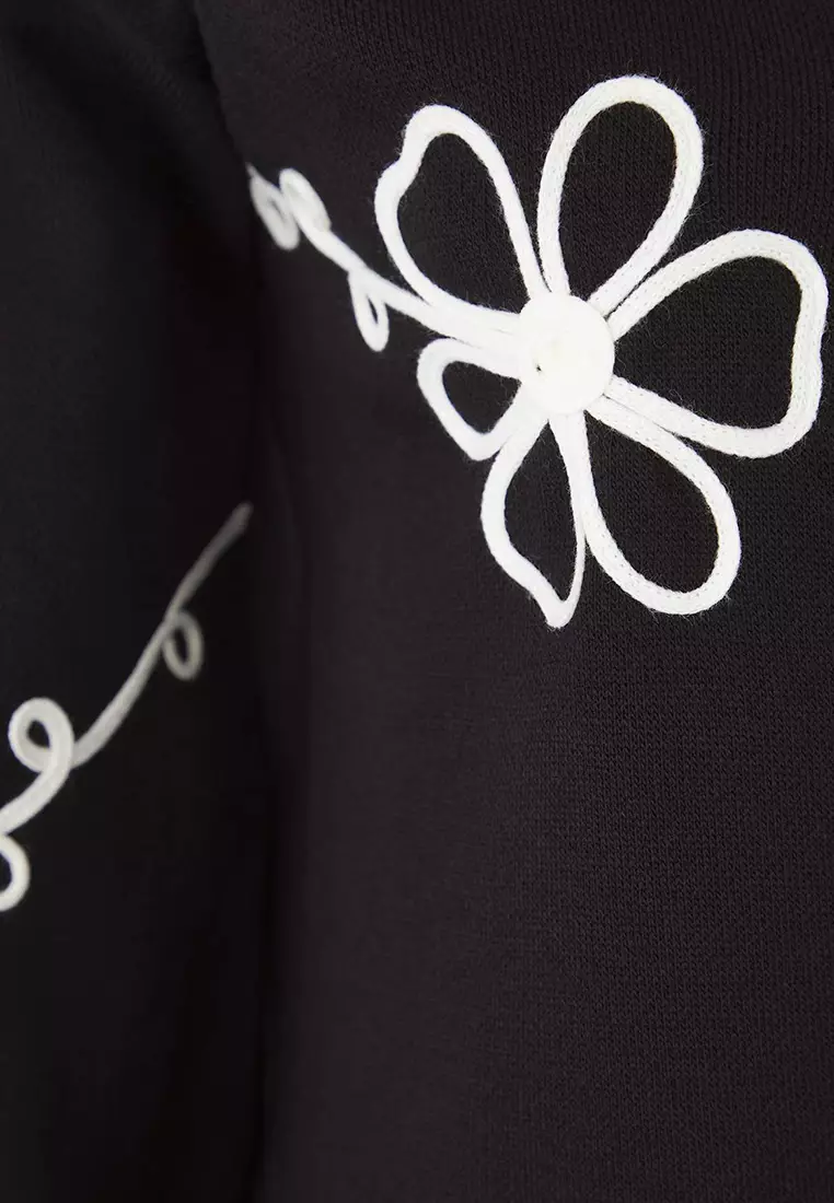 Embroidery Detailed V-Neck Knitwear Cardigan