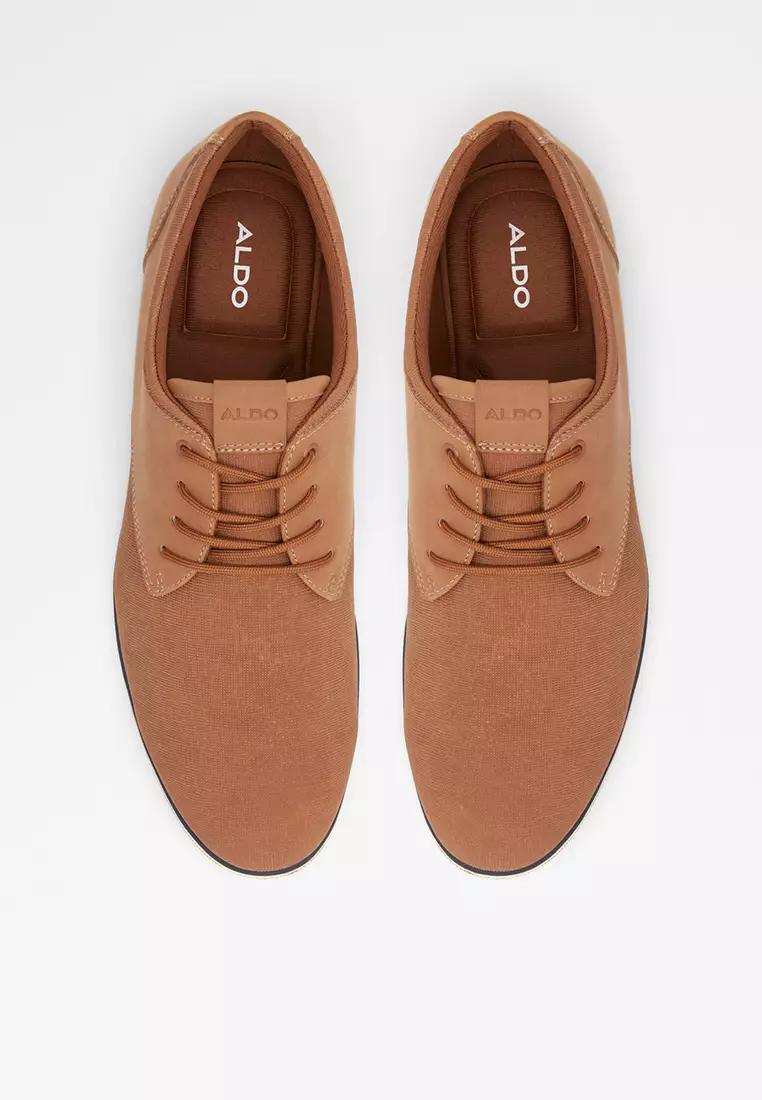 Heron Low-Top Sneakers