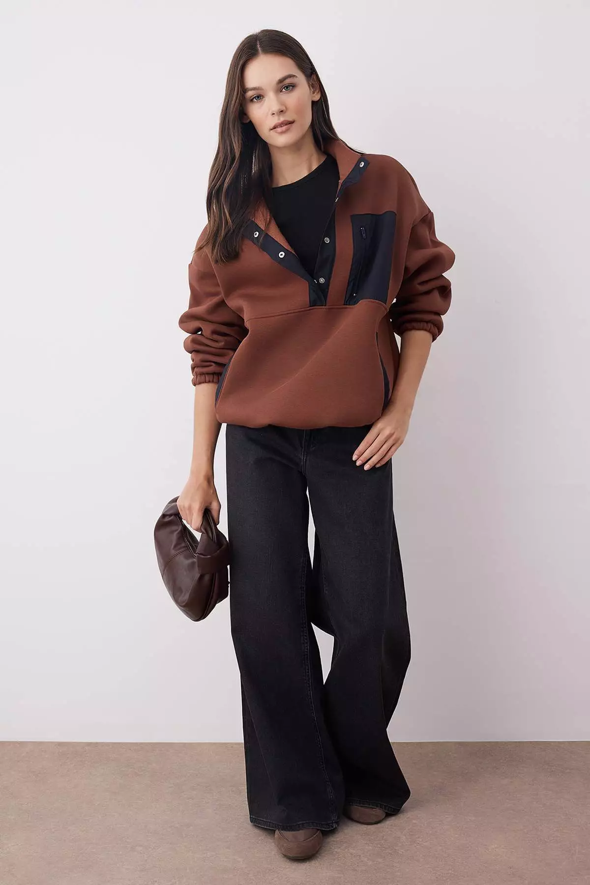 Brown Woven Garni Detailed Pocket Thick Polar Fleece Knitted Sweatshirt