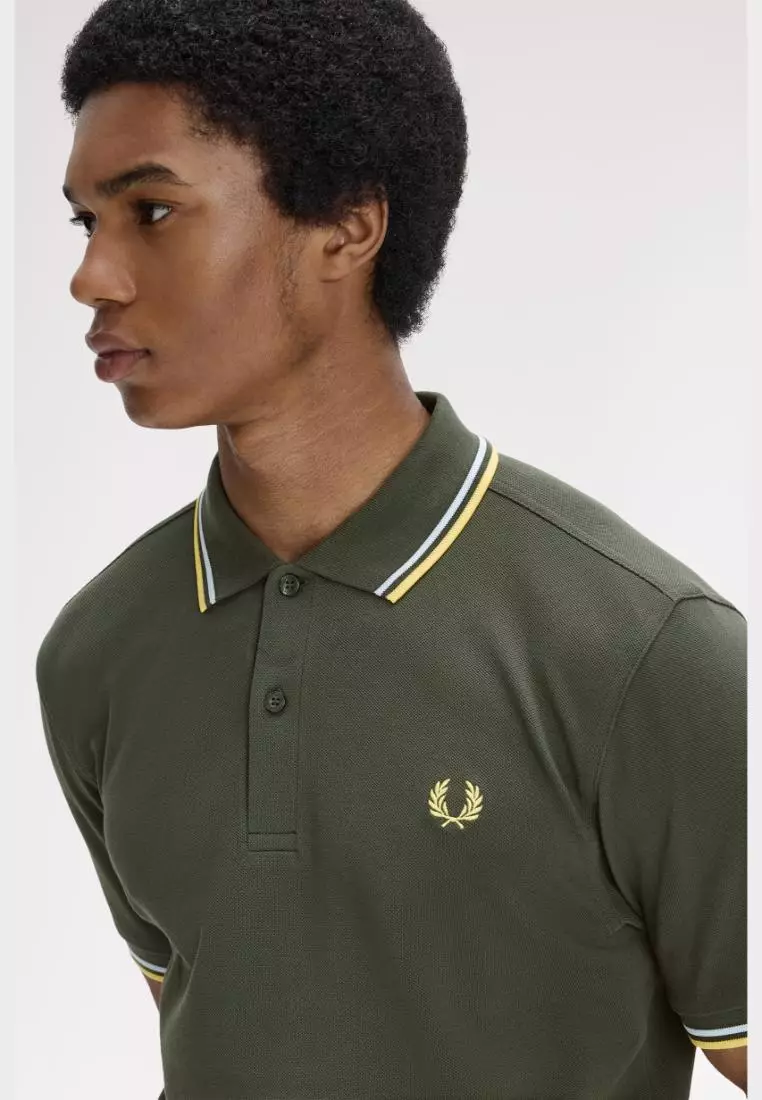 Fred Perry M3600 Twin Tipped Fred Perry Shirt (Hunting Green / Light Ice / Lemon Barley)