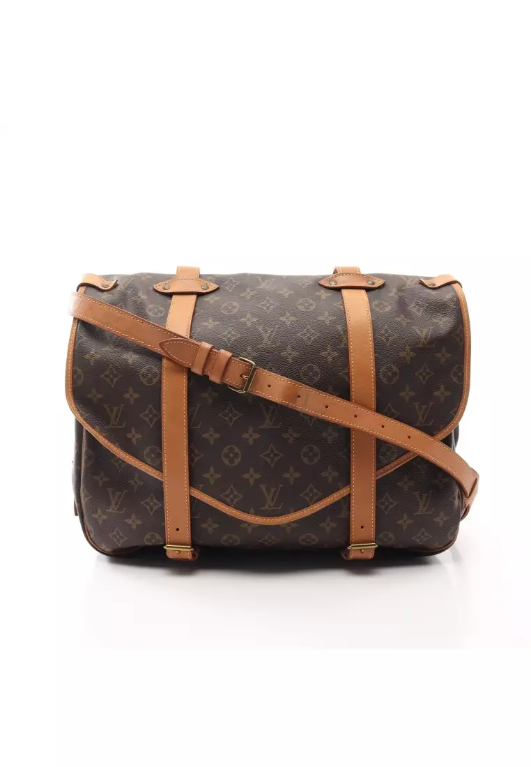 Louis Vuitton Saumur 30 Brown Cross Body Bag 73% off retail