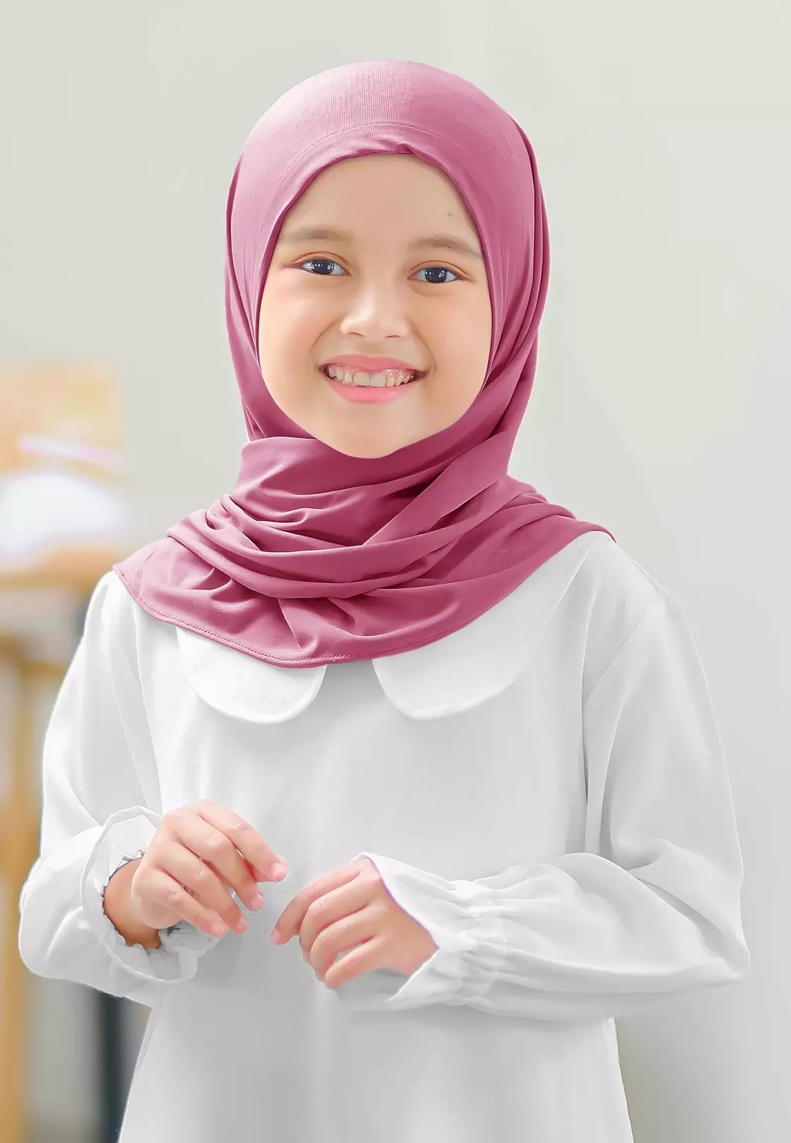 Cotton Bee - Cyra Bergo Kancing | Hijab Instan Anak - Fantasia - L