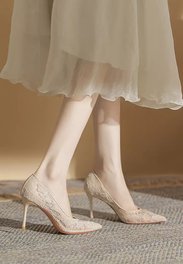 Pump heel shoes online shop