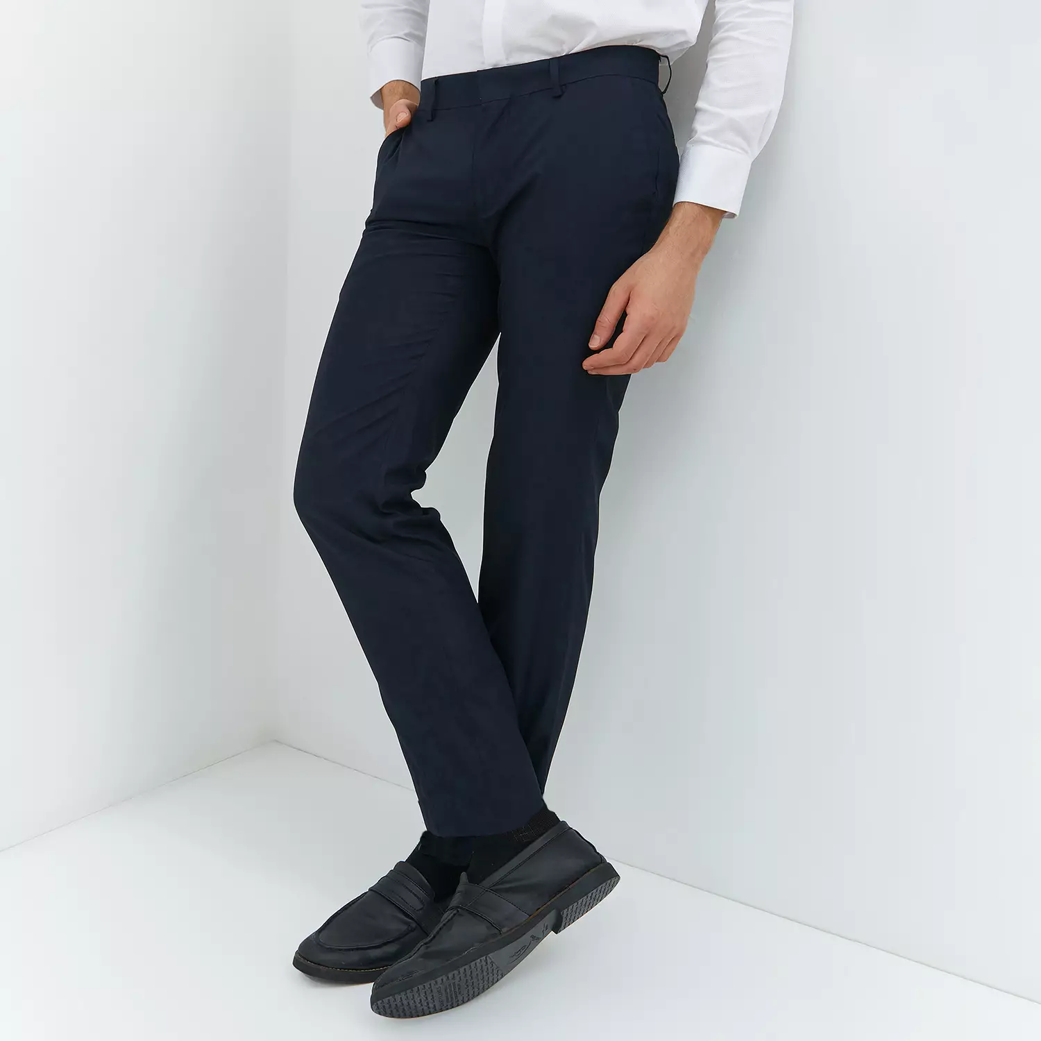 Jobb Raymore-B Celana Panjang Pria Slim Fit Navy Warna Navy