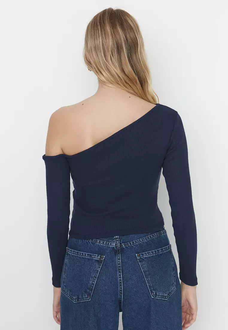 Fitted Asymmetrical Rib Top