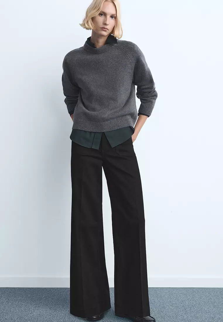 Wide-Leg Jeans With Pockets