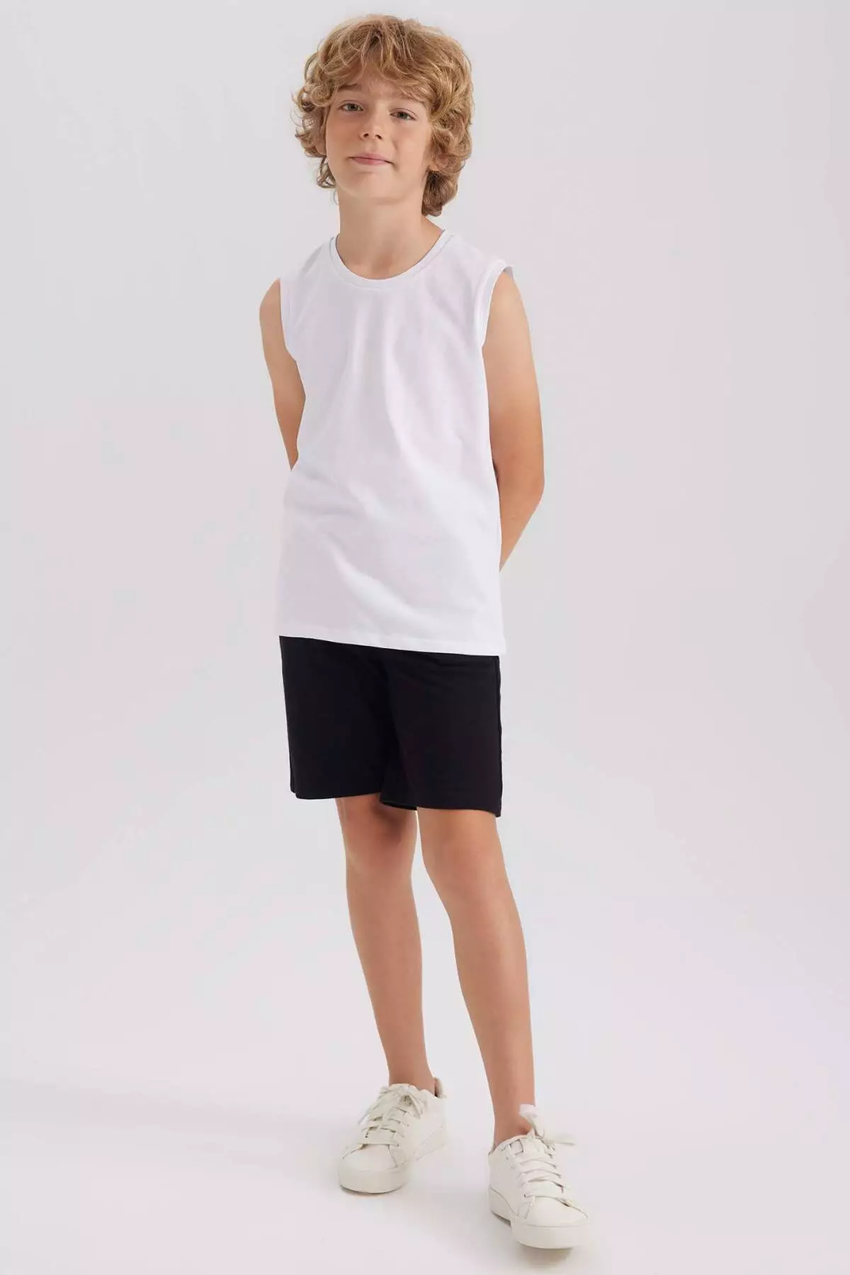 Boy's Undershirt B0669A8Ns