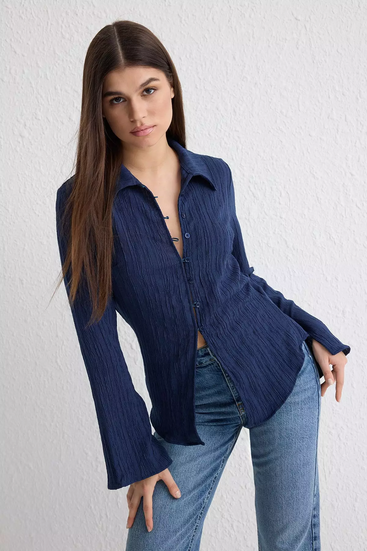 Dark Navy Textured Fitted Waist Woven Shirt TWOSS24GO00002