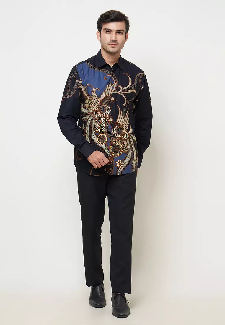 Slimfit Yesha Kemeja Batik Pria Lengan Panjang